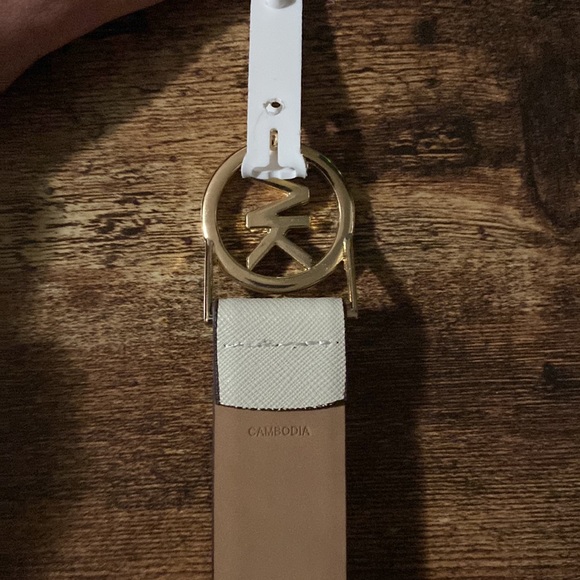 Brand New White Michael Kors Belgian size S - good for waist size 26-30 - Picture 7 of 7